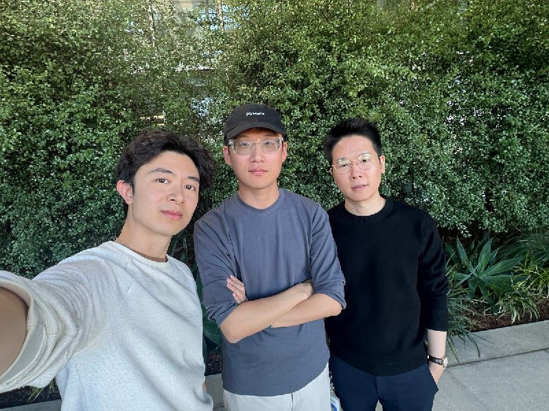小扎又挖了 Open AI 的一个研究员 Hyung Won Chung，这下哥仨又在 Meta 可以合作了，有人说是因为哥们老上发布会被认出来了#ai创造营#他们搞笑说，小扎有个程序只要识别的 Open AI 发布会上有中国人就会自动给他的邮箱发一份九位数报价单小扎又挖了 Open AI 的一个研究员 Hyung Won Chung，这下哥仨又在 Meta 可以合作了，有人说是因为哥们老上发布会被认出来了#ai创造营#他们搞笑说，小扎有个程序只要识别的 Open AI 发布会上有中国人就会自动给他的邮箱发一份九位数报价单