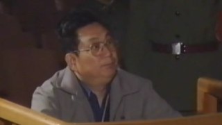 “六四“研究者吴仁华25日公开徐勤先军事法庭受审完整视频1989年“六四“事件中，邓小平调38军进入北京镇压学生，当时38军军长徐勤先少将拒绝在调兵令上签字，后被当局秘密判刑。六四运动亲历者和研究者，原中国政法大学教师吴仁华25日首度在海外X平台上公开徐勤先在军事法庭受审的完整视频，存储于Internet Archive的录像，时长6小时3分44秒。👉 继续浏览后续：https://rfi.my/CDO5.g