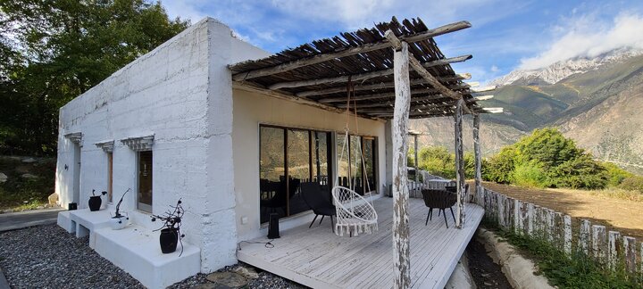 【秋之旅：四川❅甘孜藏族自治州_ 青德鎮的閒走；瘋裝、笑宴】