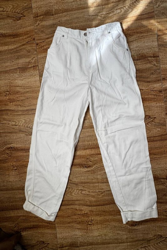 Белые джинсы — фото 1