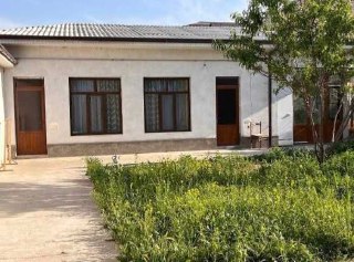 Продам дом махалла Ункургон 6соток 3комнаты