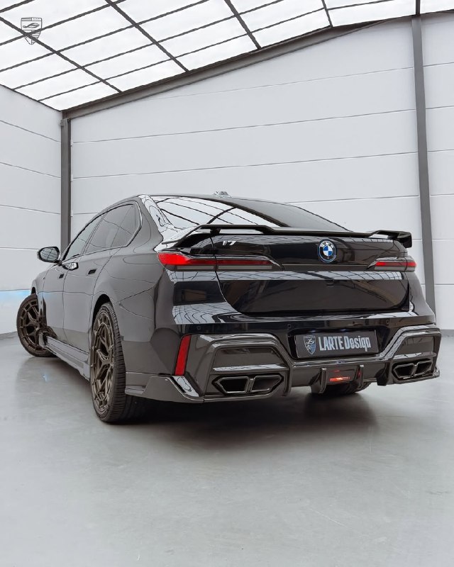 BMW i7 от LARTE Design 6