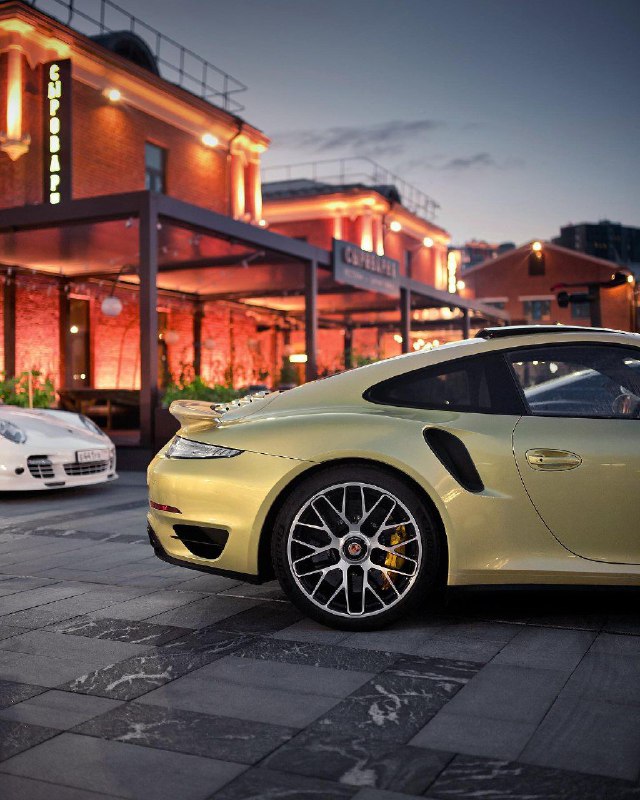 Porsche 5