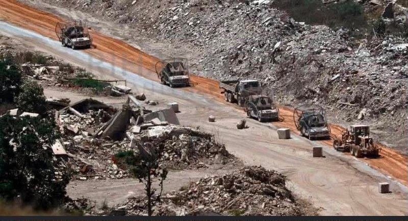 🚨צה"ל בונה כבישים ומחליף נתיבים בעיירה עדיסה