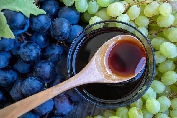 Bankiha 💵 مجله بانکی ها: *🍇خوردن شیره انگور مخلوط شده با کمی پودر زعفران، برای رفع هم و غم، غضب شدید و ضعف اعصاب بسیار مفید است !🔸شیره انگور بسیا