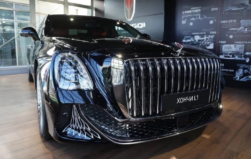 В России сертифицировали флагманский седан от Hongqi 2