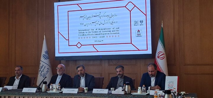 روزنامه دنیای اقتصاد: خطیبزاده: تروریسم اقتصادی به اندازه تروریسم خشونتآمیزی که پشت آن سلاح و گلوله است، جنایتآمیز استمعاون وزیر امور خارجه