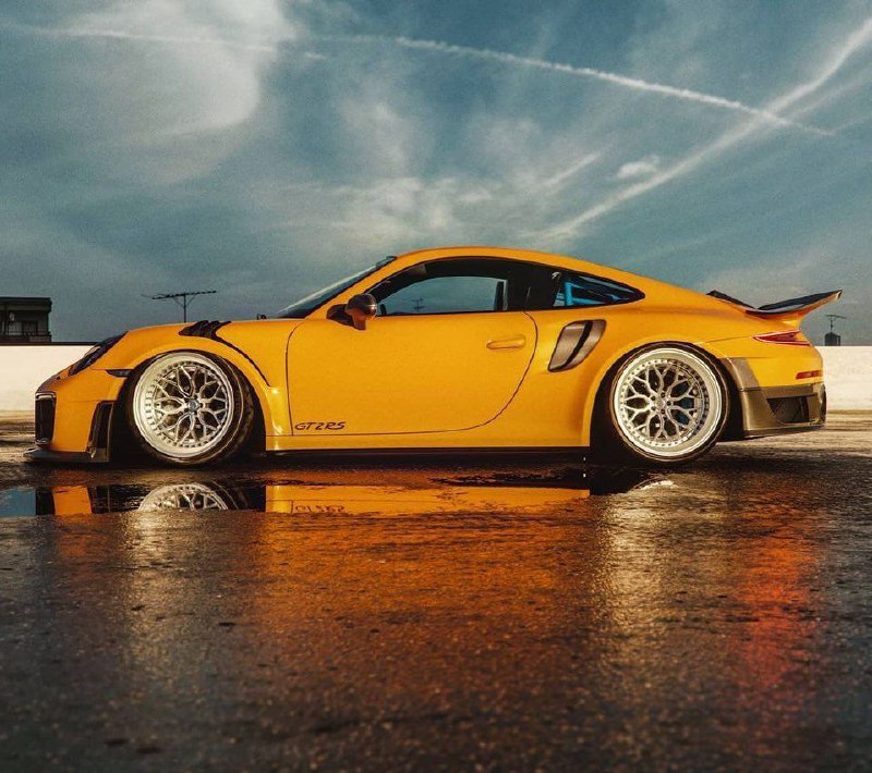 Porsche 8