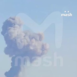 Мощный взрыв на одном из заводов в Нижнекамске. На территории — сильное возгорание, над городом плывёт облако дыма.❗ Не грузятся фото и видео? Читайте нас в MAX.