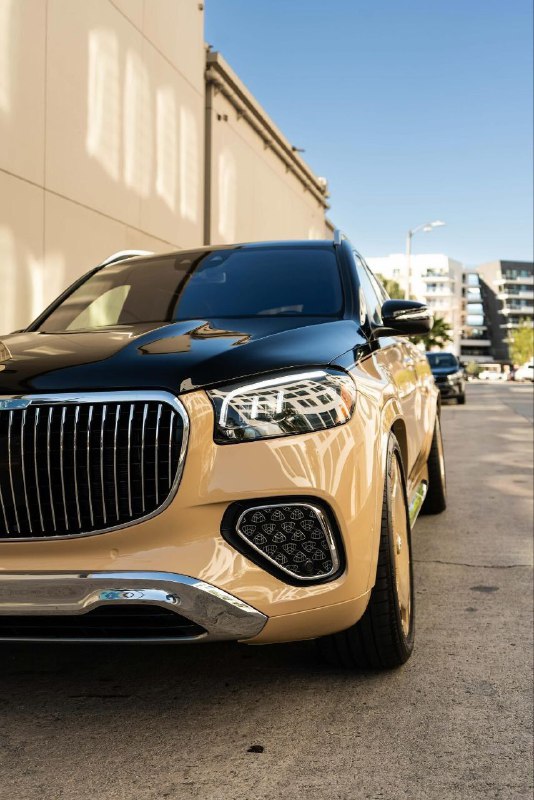 2024 MAYBACH GLS600 3