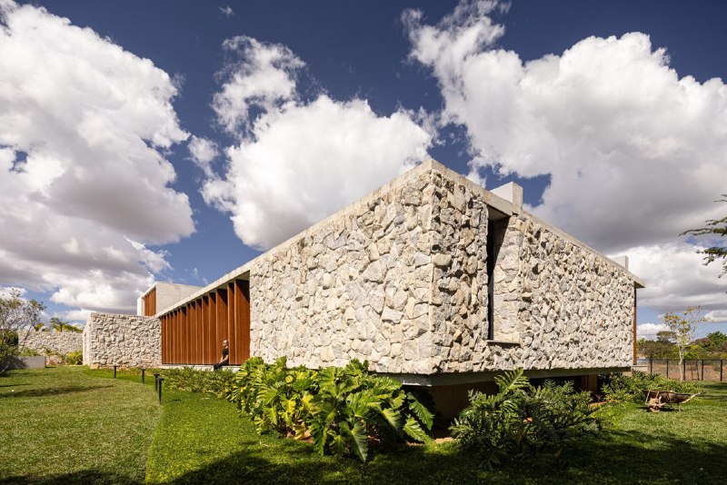 Каменный дом Esquadra Arquitetos Бразилия Площадь 580 м Год 2021 - изображение 10 - каменный, дом, esquadra