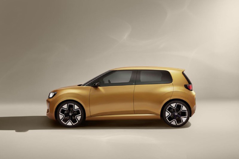 Volkswagen показал компактный городской хэтчбек 3