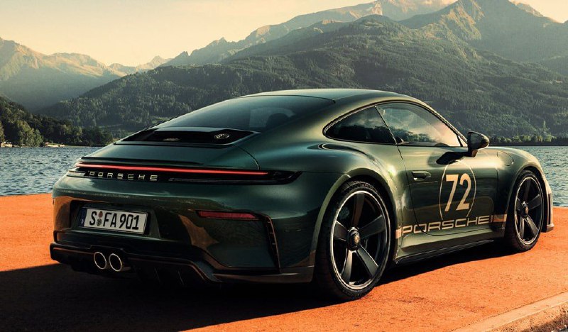 Porsche представила лимитированный 911 GT3 2