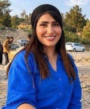 ایران نیوز: 🔴 صبح امروز جسد مهین اعتصام، ۳۳ ساله اهل هشتگرد البرز بعد از ۱۶ روز بی خبری و تلاش خانوادش پیدا شد.@IRanNews