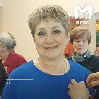 Семь человек пострадали из-за нападения ученицы в канской школе. Среди них пятеро детей.Местные каналы пишут, что жертва — преподаватель физики Ольга Кострова, однако она опровергла эту информацию. Женщина заявила, что вообще не знает девочку. Школьница, п