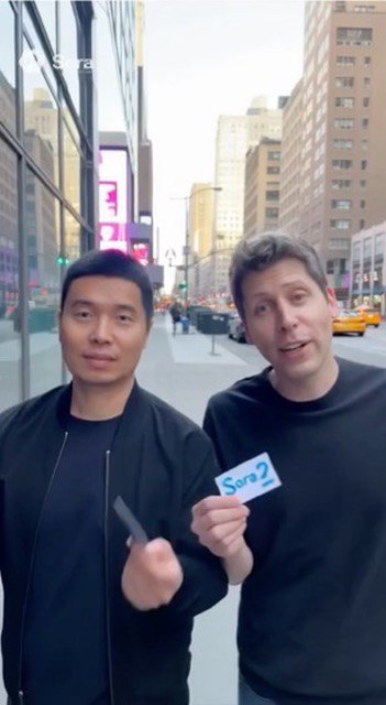 我和 Sam 今天在纽约线下发放 Sora 2 邀请码你要是偶遇我们的话，可以送你一个
