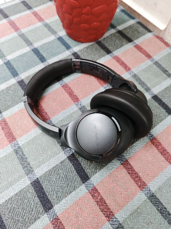 Закрытые Bluetooth наушники Anker Soundcore Life Q20