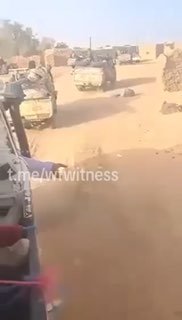 ️🇲🇱🇷🇺 לוחמי FLA ו-JNIM נכנסו לאנפיס באזור קידאל במאלי בתחילת שבת, כשהלחימה עדיין מתנהלת.