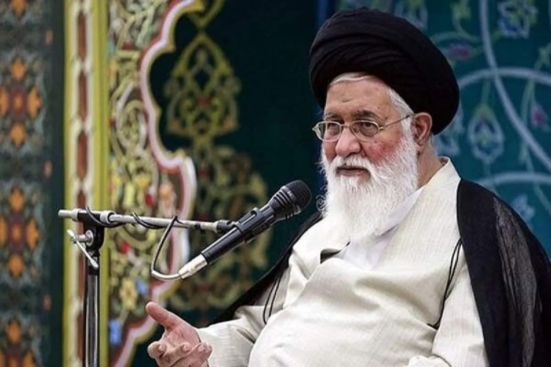 اتاق خبر: علم‌الهدی: آمریکا برای ایجاد لشکر در داخل کشور به سراغ بی‌بندوبارها می‌رودامام جمعه مشهد: 🔹«آمریکا برای ایجاد لشکر در دا