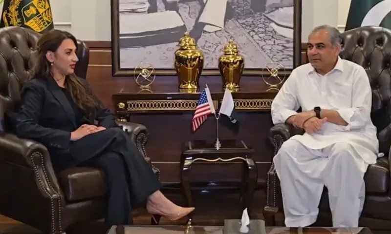 مجله نظامی ایران: 🔻تشکر دیپلمات آمریکایی از فیلد مارشال عاصم منیروبگاه پاکستان تودی: 🔹ناتالی بیکر، کاردار سفارت آمریکا در اسلام آباد از نق