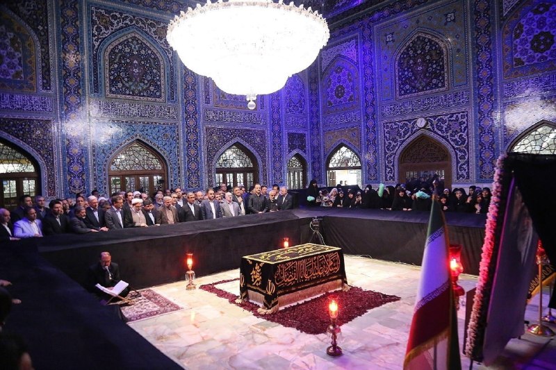 شهرآرانیوز: 🔶 بازدید وزیر دادگستری و استاندار خراسان رضوی از منزل رهبر شهید در مشهد 🔹امینحسین رحیمی، وزیر دادگستری و غلامحسین مظفری