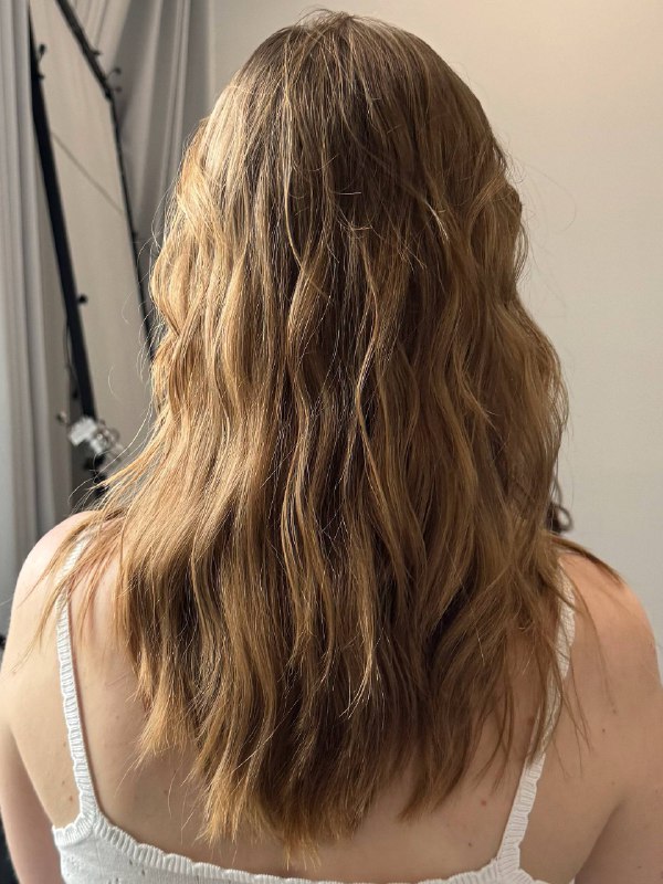 Небрежные укладки для моей клиентки Это тот человек, к которому я мечтаю и не могу попасть уже пол года — мой косметолог Даша Лучшая! Отличный врач, еще и блог успевает вести + ищет новые форматы, чтобы клиентам было интересно смотреть советы и лайфхаки из мира косметологии💘Небрежные укладки для моей клиентки Это тот человек, к которому я мечтаю и не могу попасть уже пол года — мой косметолог Даша Лучшая! Отличный врач, еще и блог успевает вести + ищет новые форматы, чтобы клиентам было интересно смотреть советы и лайфхаки из мира косметологии💘