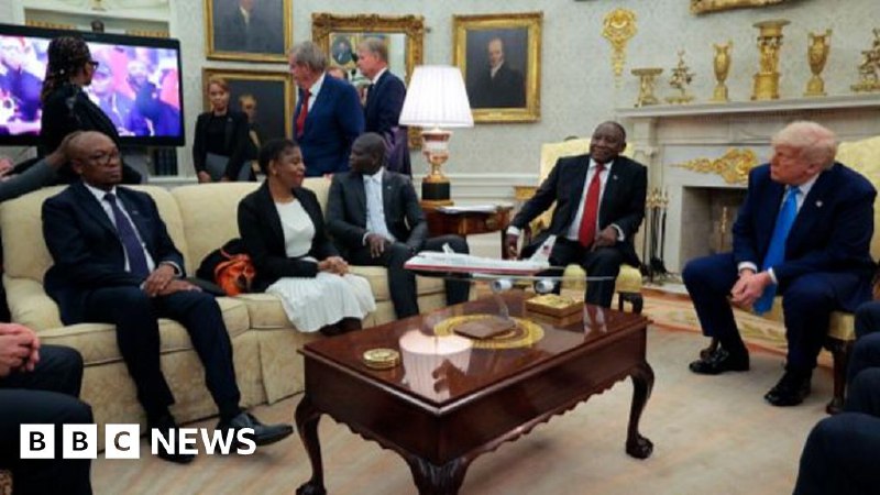 Watch moment Trump confronts South Africa's president with video