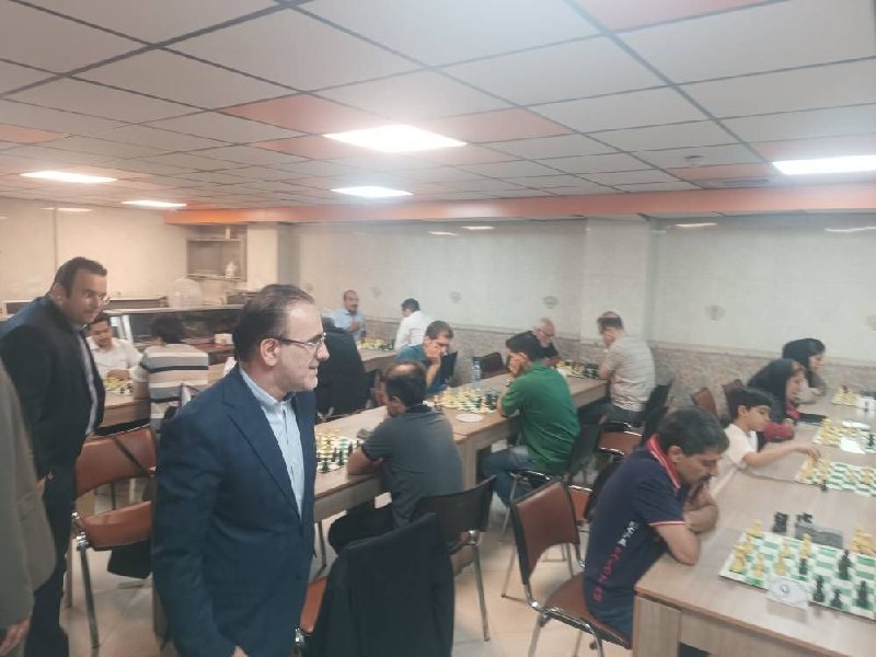 سازمان نظام پزشکی جمهوری اسلامی ایران: 🏆 بازدید رئیس سازمان نظام پزشکی از مسابقات شطرنج المپیاد ورزشی جامعه پزشکیدکتر محمد رئیسزاده، رئیس سازمان نظام پزشکی جم