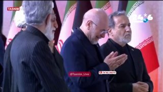 יו"ר הפרלמנט האיראני דמע בטקס פרידה מחמינאי