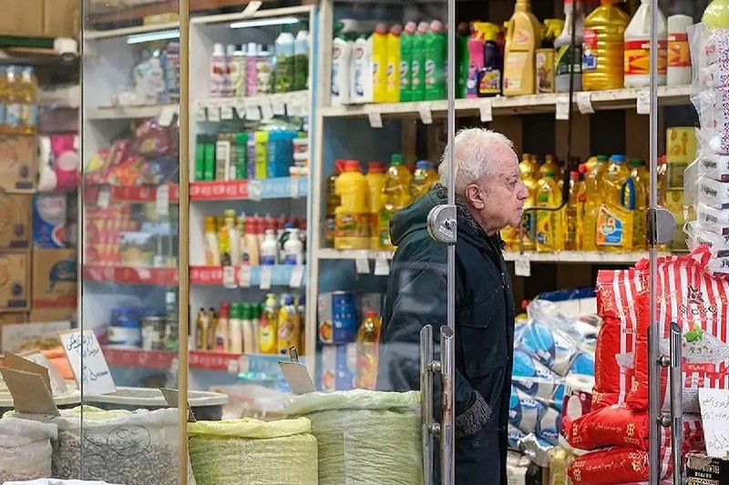 فرارو: «سبد معیشت» ۹۰ میلیون تومان شد/ دستمزد برای ده روز ماه هم کفاف نمی‌دهدمحاسبات تازه سبد معیشت خانوارهای کارگری نشان می‌ده