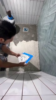 Работа профессионала Укладка плитки в санузле на пол душевой кабинки из натурального камня. Дизайн и ремонт Please open Telegram to view this post ... - изображение 1 - telegram, view, работа