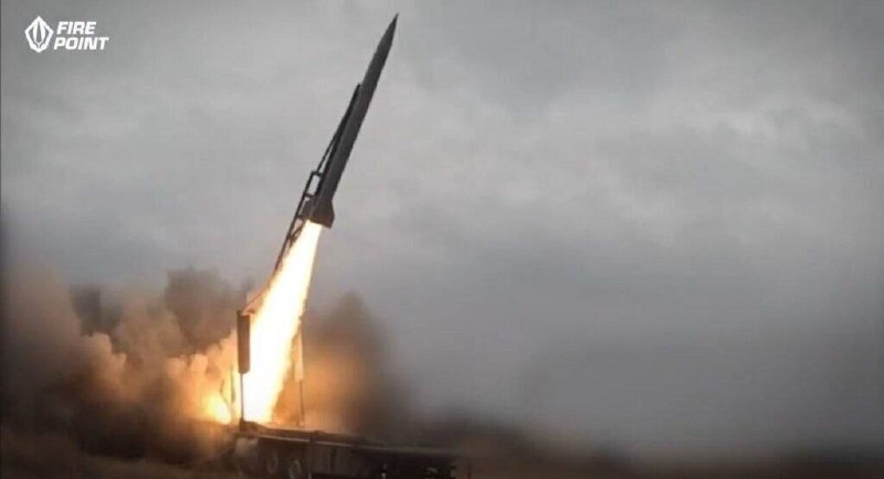 خبرگزاری خبرآنلاین: 🔸موشک بالستیک اوکراینی وارد جنگ می‌شود▫️شرکت اوکراینی Fire Point در حال انجام آزمایش‌های نهایی موشک بالستیک FP-7 است. ای