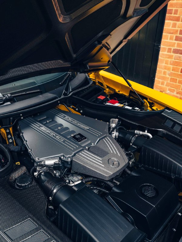 Mercedes-Benz SLS AMG Black Series 10