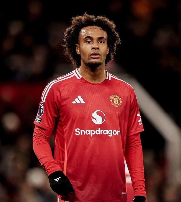 منچستریونایتد | Manchester United: 👤DiMarzio🚨ناپولی علاقه‌مند به جذب جاشوا زیرکزیه. 💎 @ManchesterPlus 🔱 @ManchesterPage