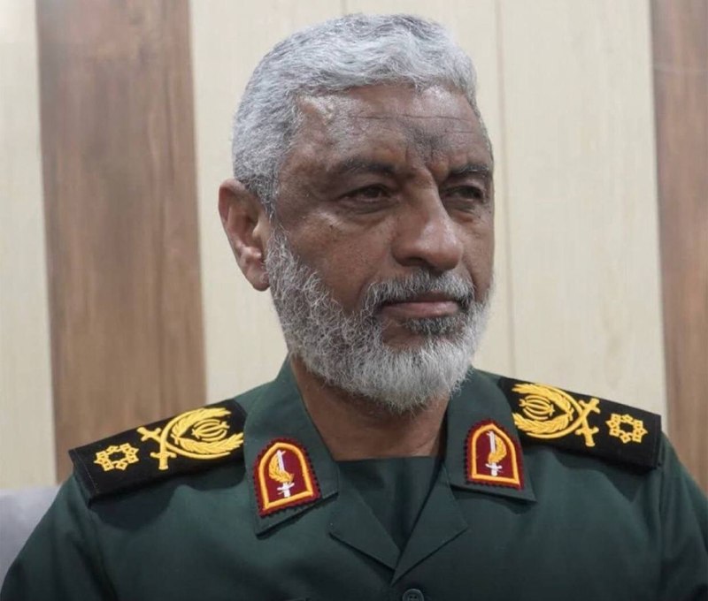 🇮🇷עלי עזמאי, מפקד חיל הים של משמרות המהפכה: מיצר הורמוז סגור וכל תנועה של האויב לא רחוקה מעינינו. צריך לר…