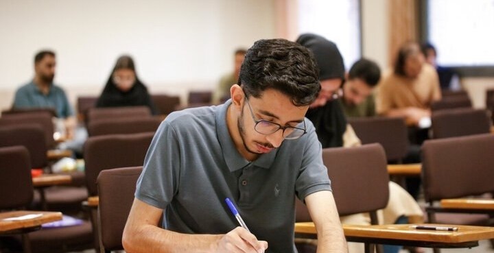 پوستین سیاست: امشب، آخرین مهلت ثبتنام آزمون ارشد علوم پزشکیفرصت ثبتنام برای داوطلبان آزمون کارشناسی ارشد علوم پزشکی سال ۱۴۰۵ امشب پا