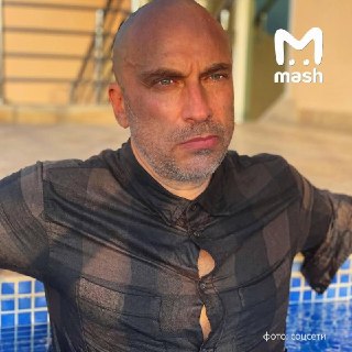 Дмитрий Нагиев снизил цены на свои актёрские курсы в Дубае почти на 30% после майского недобора — на ближайший однодневный интенсив записались всего два человека.Сильнее всего подешевел самый короткий курс — на 243к рублей (10к дирхамов). Цена двухдневного