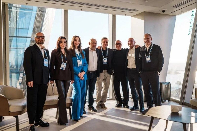 בימי הכלכלה היצירתית בסנט פטרסבורג, תעשיית הקולנוע העריכה בצורה מפוכחת את הפריחה של רשתות עצבים והפקה וירטו…