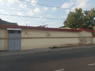 КУ́ЧА ЮЗИДА...СРОЧНО!!!Шайхонтахур туман С.Дарваза.Ховли сотилади 2,7