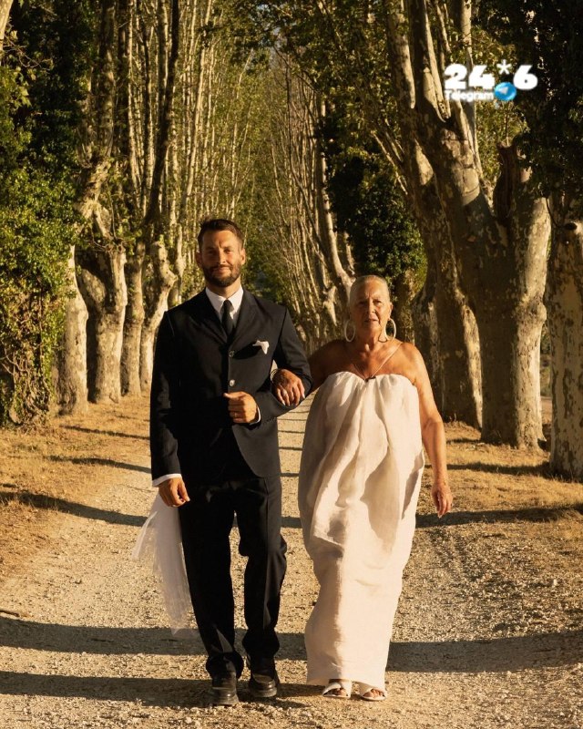 🇮🇱 The fashion brand Jacquemus appointed the founder's grandmother as the first ambassador. The first official ambassador of the Jacquemus brand is Lilin - the grandmother of the founder Simon Fort Jacquemus. Lilin participated in the brand's content for many years and was part of the designers' personal history. Now, this relationship has been made official. In doing so, Jacquemus chose to emphasize a personal and deep connection with the brand's history, rather than a person with the widest audience.