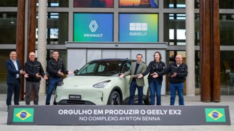 Кто бывал в Китае, знает, что там всё масштабно. А вот Geely решила сделать масштабное внутреннее дв 3