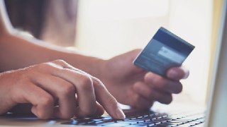 РКН связал масштабный сбой сервисов российских банков обновлением системы Сбербанка против мошенников, рассказала КасперскаяГлава Роскомнадзора Андрей Липов объяснил недавний сбой в работе банковских сервисов внедрением новой антифрод-системы в Сбербанке. 