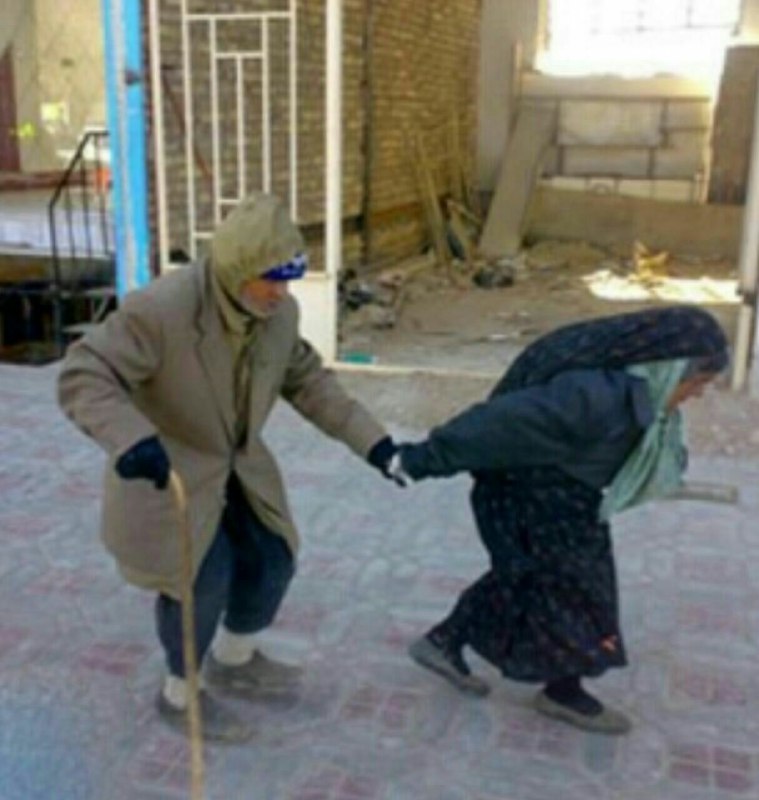 🍭 زندگی آبنباتی 🍭: همه انسان هادر نهایت به عصاتکیهمی دهندو چه زیباست که عصایدست دیگران باشیمقبل از آنکه به عصا تکیه بدهیم🍭 @abnabatti