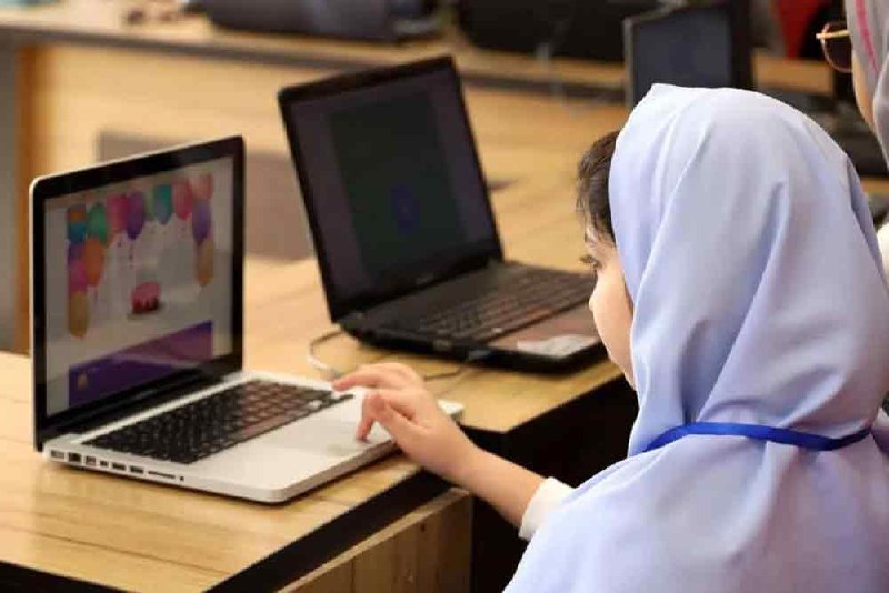 سیتنا | CITNA: ✔️ آموزش تخصصی ۱۰۰ دانش‌آموز در فاز جدید آکادمی #ایران_دیجیتالمجری طرح ملی ایران دیجیتال:🔹 تعداد ۱۰۰ دانش‌آموز برگزیده ا