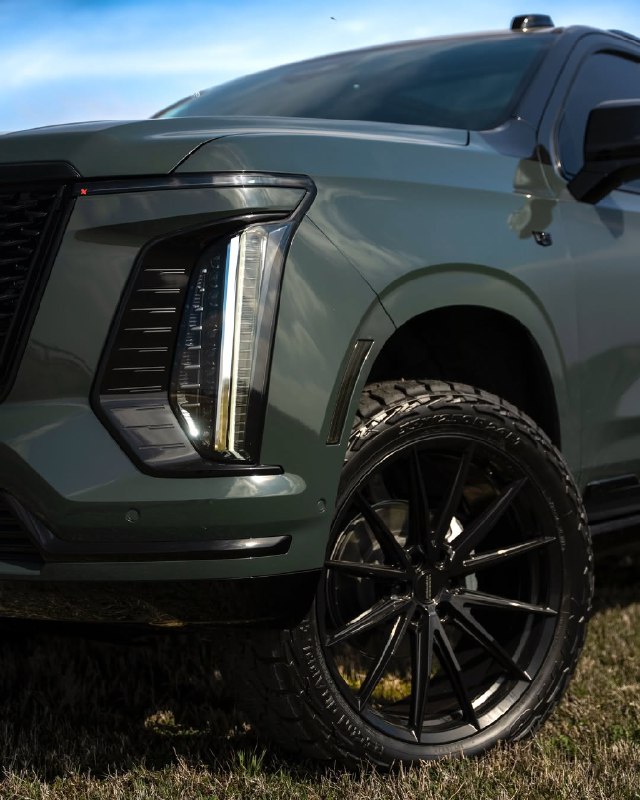 CADILLAC ESCALADE SPORT 2026 года 2