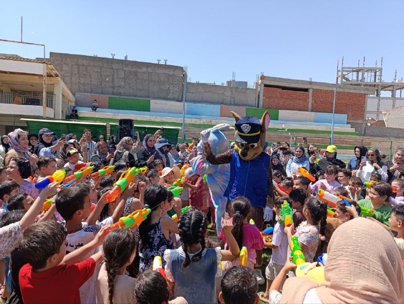 اﻧﻌﻜﺎﺱ ﺑﻨﺎﺏ: برگزاری جشنواره آب و حباب در بناب با حضور کودکان و خانواده‌ها🔹جشنواره آب و حباب روز دوشنبه ۲۵ مردادماه ۱۴۰۵ با همکاری پی