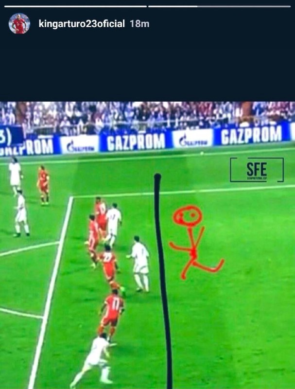 ⚽️ بیست و دو | Bistodo: 😂 یادی کنیم از شبی که آرتورو ویدال هیچجوره نتونست گل رونالدو مقابل بایرن رو بپذیره و خیلی منطقی رفت تو اکانت اینستاگرامش
