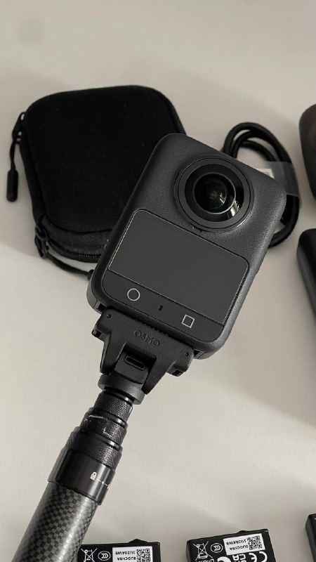 Продам DJI Osmo 360 Adventure Combo