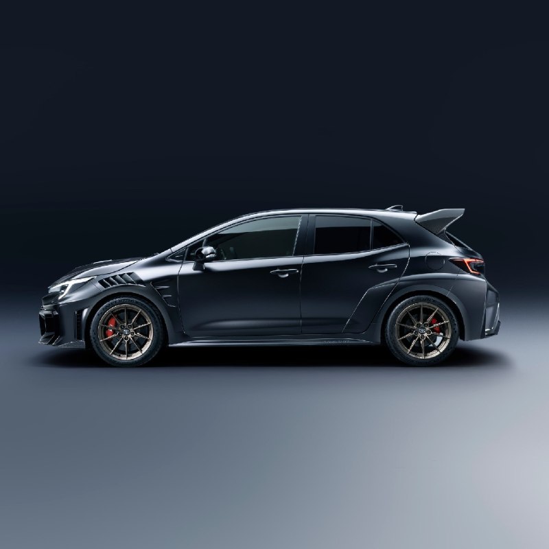 Toyota прокачала GR Corolla и показала версию GRMN — настоящая трековая тачка для фанатов механики. 6