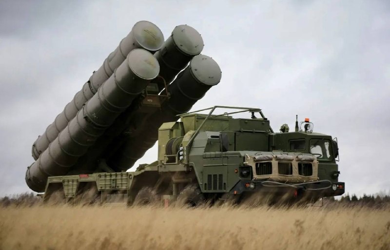 🇷🇺🇺🇦️ - The Russian Ministry of Defense reported that between 08:00 and 20:00 Moscow time, the air defense forces intercepted and destroyed 244 Ukrainian fixed-wing drones over Russian territory.
